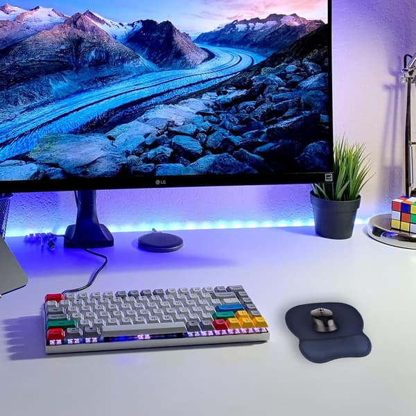 Ergonomisk musemåtte med hukommelsesskum, skridsikker silikonebase, blå