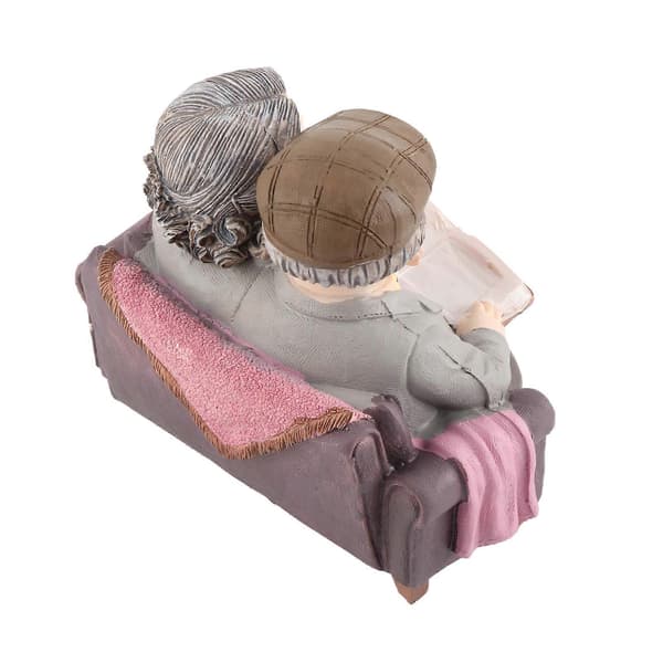 Hjertefigur til par, glad gammel mand og kvinde, statuepynt til bryllup, gamle parfigurer