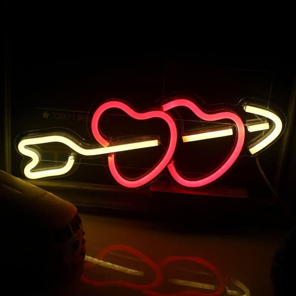 LED-neonvalot Amor, punainen sydän, neonseinä KLB