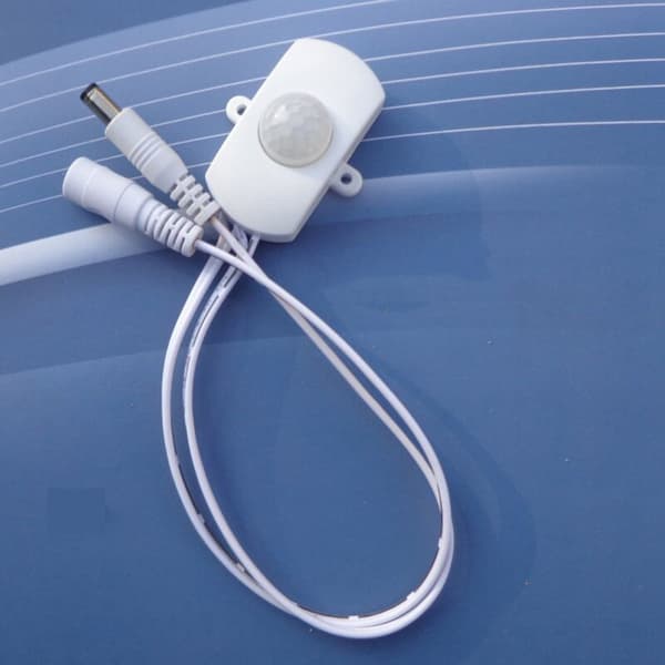 DC 6V 12V 24V 5A PIR Bevegelsessensorbryter Mini PIR Infrarød IR Sensor Detektor Brytermodul for LED Strip Lys (Hvit)