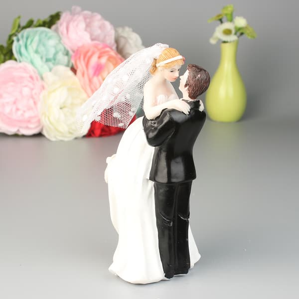 Moderne bryllupskaketopper Brudgom Håndlaget Figur