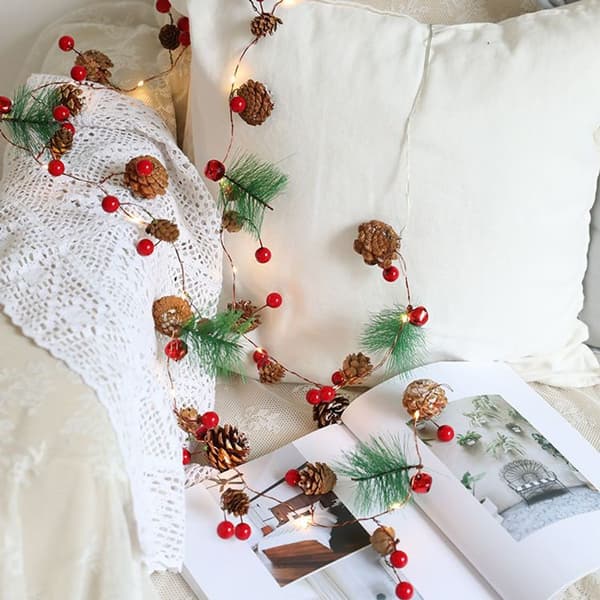 Fairy Light Garland, Pine Cones, 6.8ft KLB