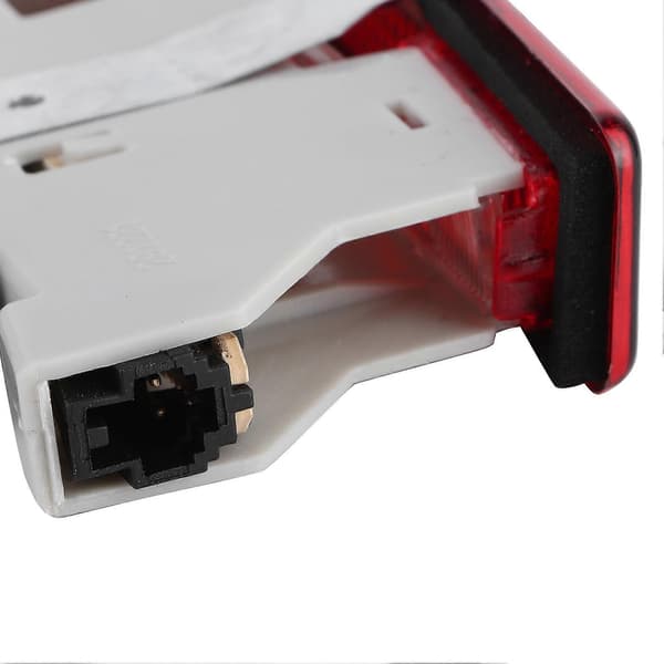 Red Third 3rd Brake Light Stop Lamp 8E9 945 097 Fits A4/S4 B6 Avant Wagon 2001-2005