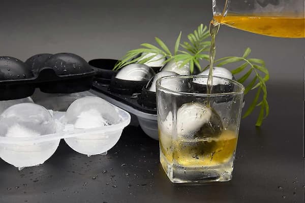 Ice Ball Maker, Spherical Ice Cube Mold with Funnel - 6 Large Ice Cube Spheres 6.35 cm in Diameter, Round Ice Cube Mold