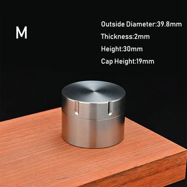 Ren Titanium Box Te-burkar Vattentät Inuti och Utanför Pillerlåda Titanium Förseglad Stuga Piller Te-låda Medium