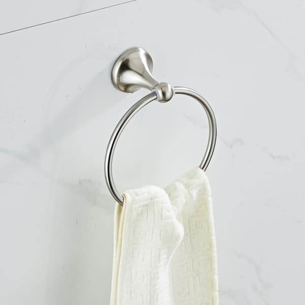 En svart serviettring