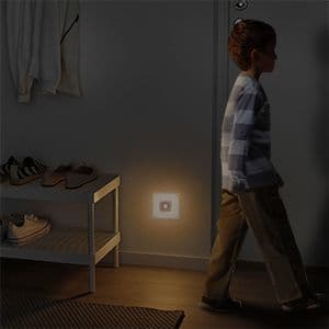 LED-nattlampe med bevegelsessensor og lyssensor, lampe à