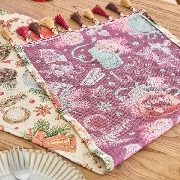 Christmas Table Runner - Christmas Decoration with Snowball Pattern - 33 x 15 cm - Suitable for Tables and Cabinets