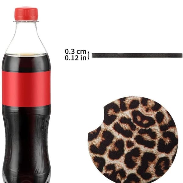 Fire 6,5 cm leopardtrykk på den absorberende underkroppen, egnet for