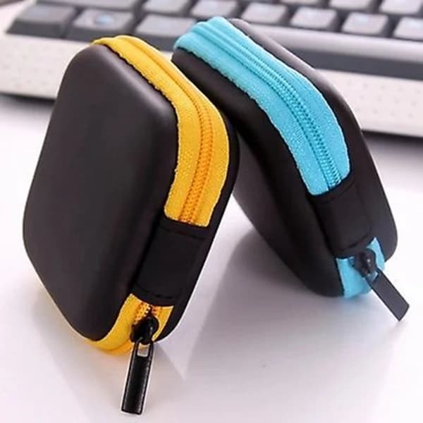 5 delar in-ear-hörlurar headsetfodral mini förvaringsväska med karbinhakar