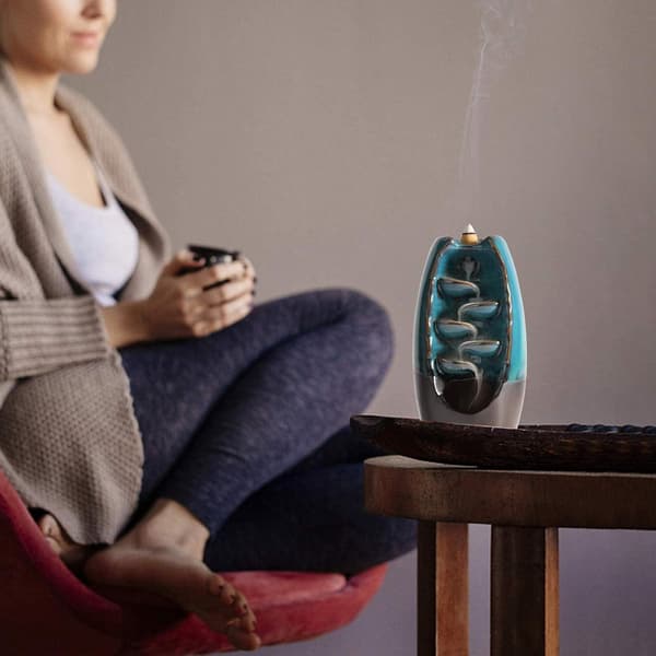 Backflow Incense Holder Waterfall Incense Burner Cone Incense Burner Incense Stick Holder Ceramic Aromatherapy Ornament Home Decor