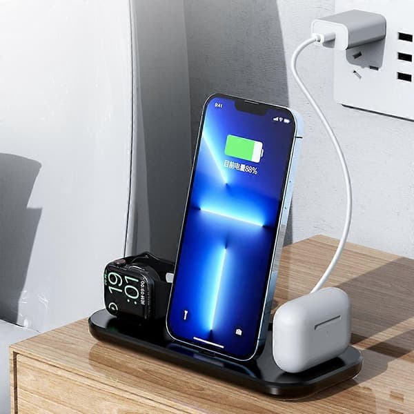 Wireless Charging Station 3-in-1 Foldable Fast Charging Phone Watch Secure Wireless Charger Stand Home Accessory