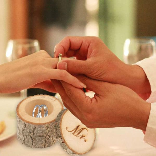 Par træbryllupsringæsker (diameter 6 cm, MRS, MR), med ringæsker til opbevaring under bryllup og Valentinsdag