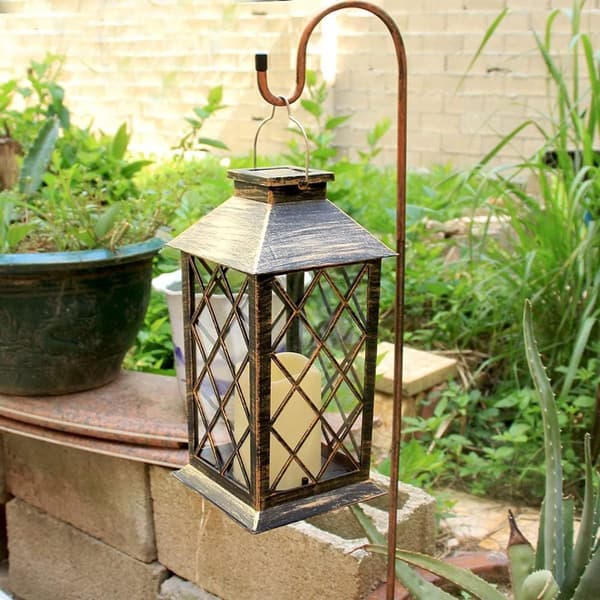 Solar Lanterns for Outdoor Use, Metal Solar Lantern with Flickering Effect KLB