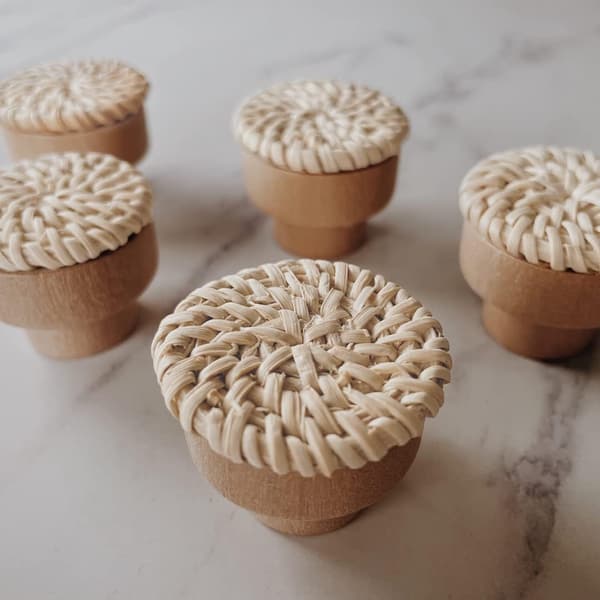6 Boho Rattan Knapper til kommode, skuffer, skabe; håndlavede