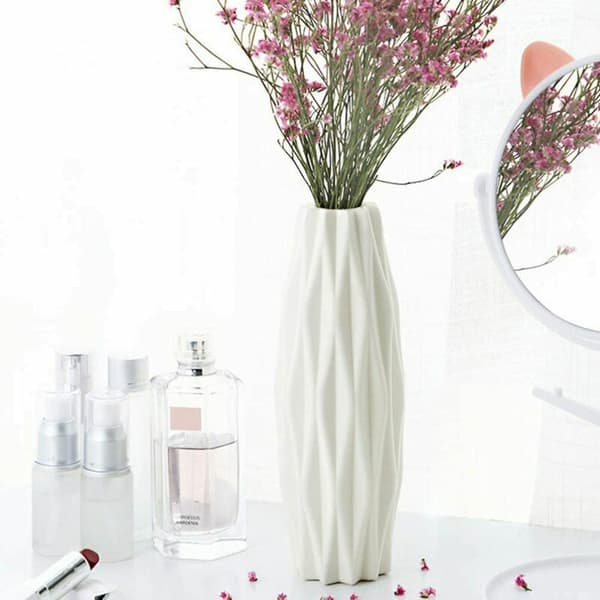Moderne blomstervaser til boligindretning, stue og events 21 x 7 cm - Hvid