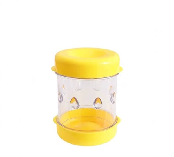 1x Egg Tong for Removing Hard-Boiled Eggs - Egg Peeler and Cracker - Egg Peeler - Shake and Peel - Kitchen Utensil for Opening Eggs - Egg Yolk