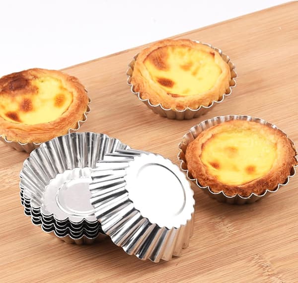 Mini Pie Molds 30-pack, Reusable Aluminum Alloy Baking Cups with Non-stick Coating, for Baking Cakes, Muffins, Desserts in Oven, Silver