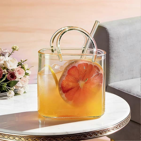 Morsom glassveske med sugerør, cocktail, vin, juice, nyhet, bartilbehør
