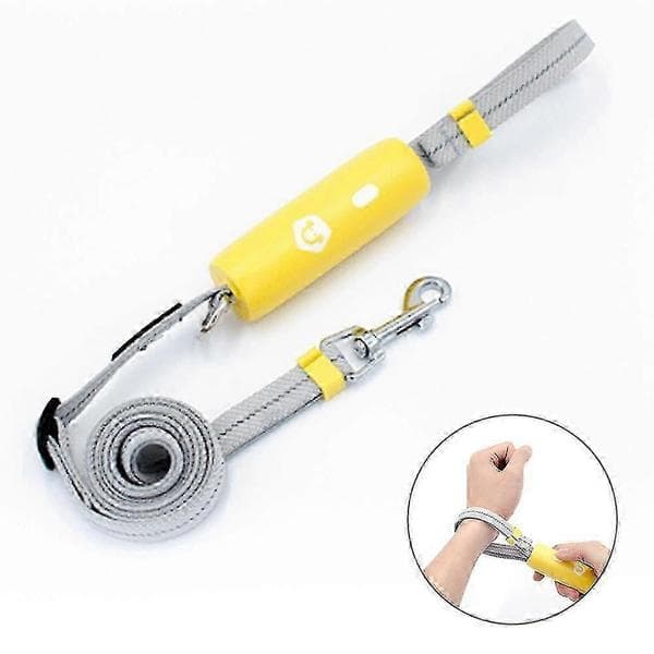 Powerful dog leash with comfortable handle and highly reflective rope