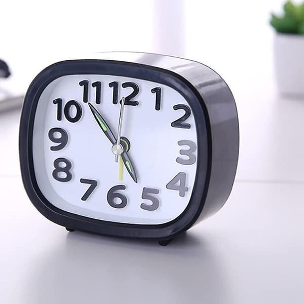 Compact Student Alarm Clock: 3-inch Clock, Silent and Luminous