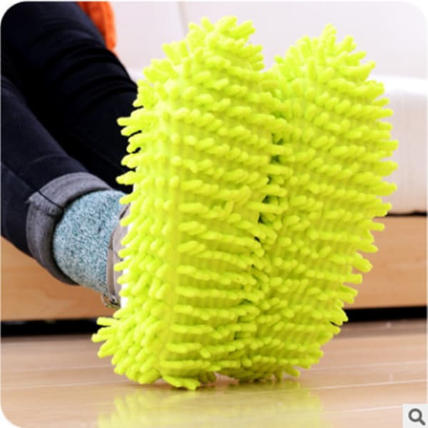 Setti, jossa 2 paria monitoimisia mikrokuitutossuja, violetti