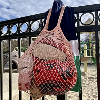Mesh Net Bag med genanvendelig udvidelig lang skuldertaske til opbevaring af strandlegetøj