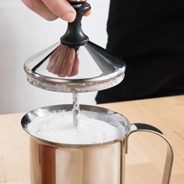 Mælkeskummer, 400 ml manuel mælkeskummer i rustfrit stål KLB