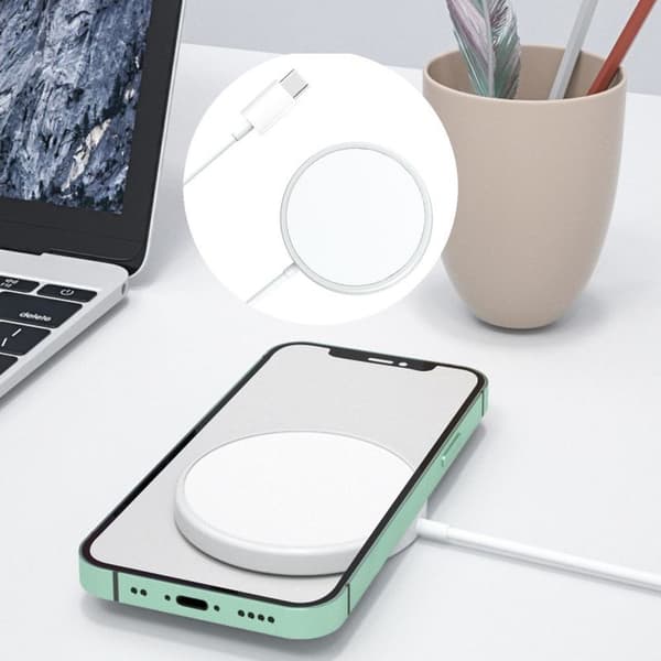 15W Fast Magnetic Wireless Charger Compatible with PD/QC