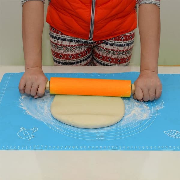 Silikondeigmatte bakematte 40 × 30 cm med kjevle oransje KLB