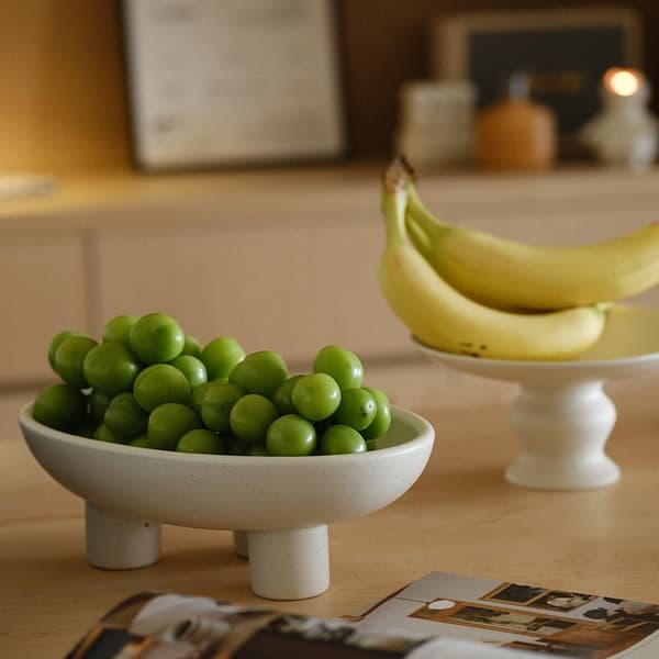 Ceramic Fruit Bowl with Three Legs for Countertop 25 cm Oval Large Fruit Bowl or Fruit Basket for Bread, Snacks, Vegetables, Salad, Cream