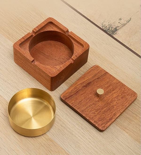 Vindtätt askfat med lock, rostfritt stål, 12 cm, present till rökare inomhus och utomhus [Ho]
