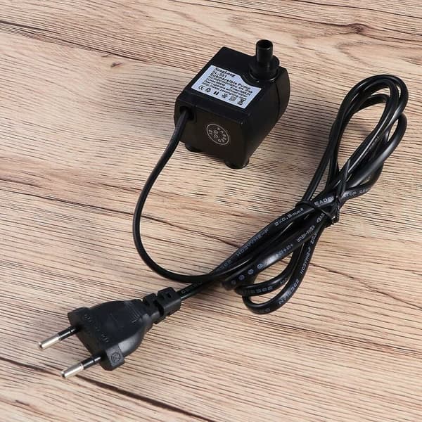 300L/H 5W Ultra-stille Dykpumpe til Springvand Akvarium Dam (EU-stik)