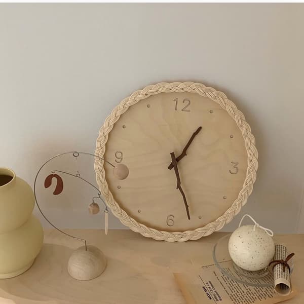 Rattan Creative Round Digital Silent Wall Clock Simple Decor