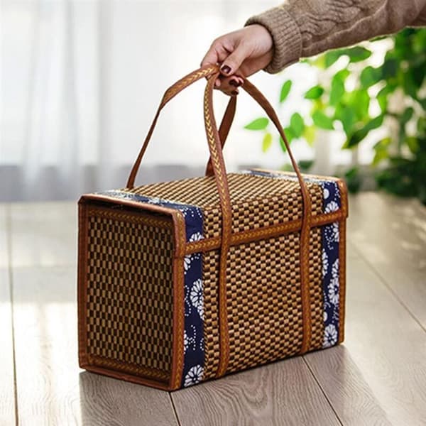 Wicker Picnic Basket with Handle for Fruit, Shopping, Food, Wicker Grass, Foldable Bamboo Basket