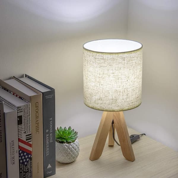 Sängbordslampa i trä – Modern bordslampa med linneskärm för sovrum & vardagsrum_TF_TF
