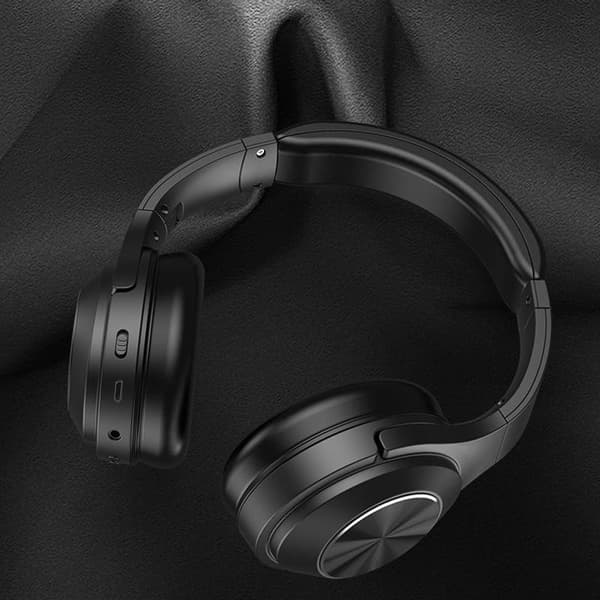 Active Noise Cancelling Headphones, Wireless Over-Ear Headphones