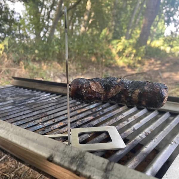 Rolig grillkorvhållare, rostfritt stål, manlig form, bärbar, utomhus
