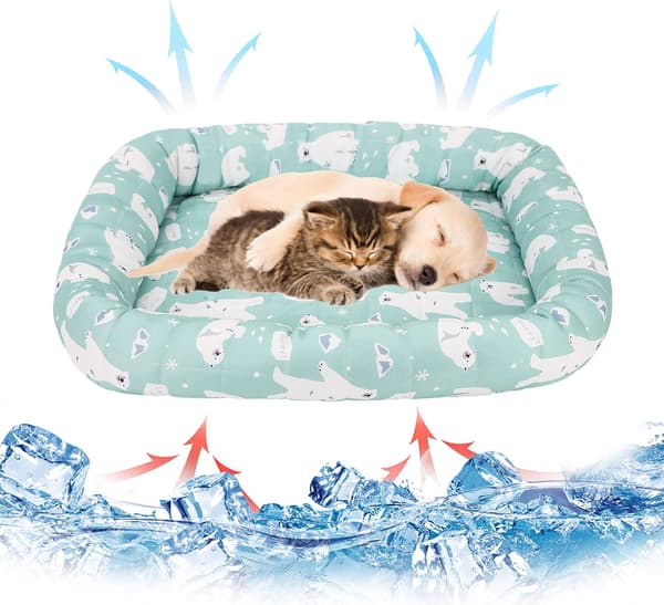 Cooling Mats Specially Designed for Cats and Small Dogs; Non-Toxic, Durable, and Environmentally Friendly.