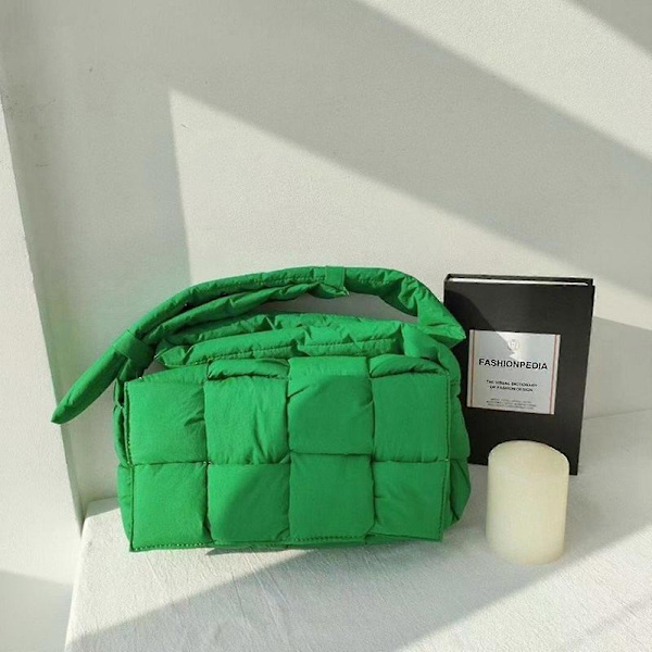 Puffervävd Väska Dam Vadderade Designer Crossbody Väskor Vävd Handväska Dun Axelväskor Black