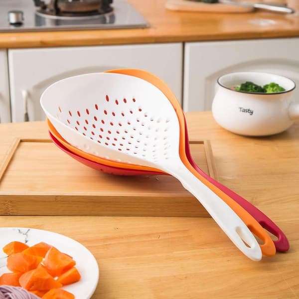 2 stk. si sigteske med slidser til pastaslev