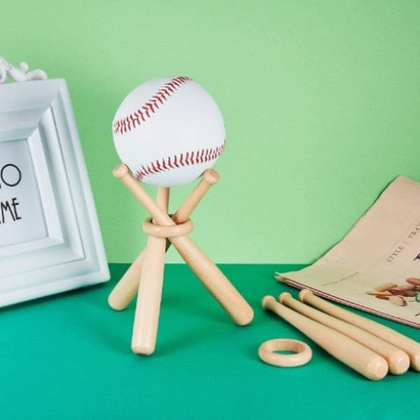 Miniature rund baseballbat i massivt træ med træring