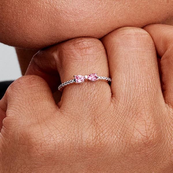 Pandora - Glittrande Rosa Rosettring - Sterlingsilver Circumference: 54mm