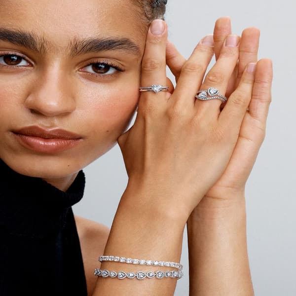 Pandora - Bølgete Pavé Hjerte Ring - Sterlingsølv Circumference: 52mm