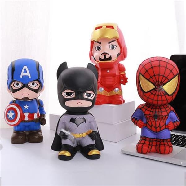 Spiderman Superhelt Sparegris - Rød 22cm