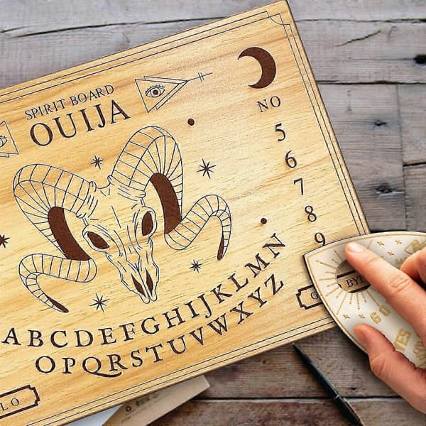 Mystic Talking Board med Planchette: Treåndsspill for 2+ spillere Skeleton sheep head