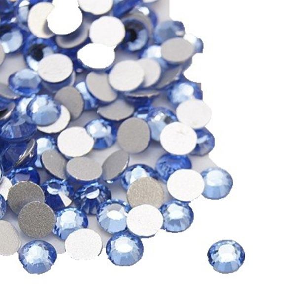 70 glas rhinestones ljusblå 3,9 mm