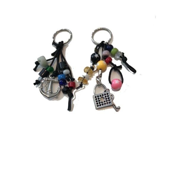 2 pack antistress nyckelringar olika former unisex
