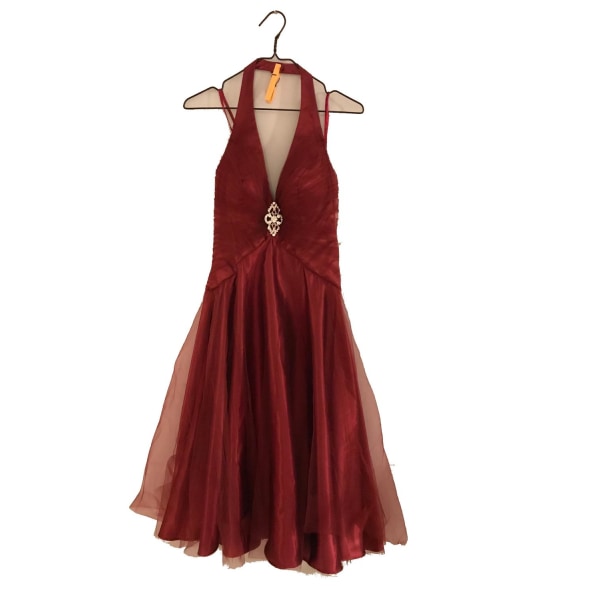 Vinröd aftonklänning festklänning xs 32/34 tärna