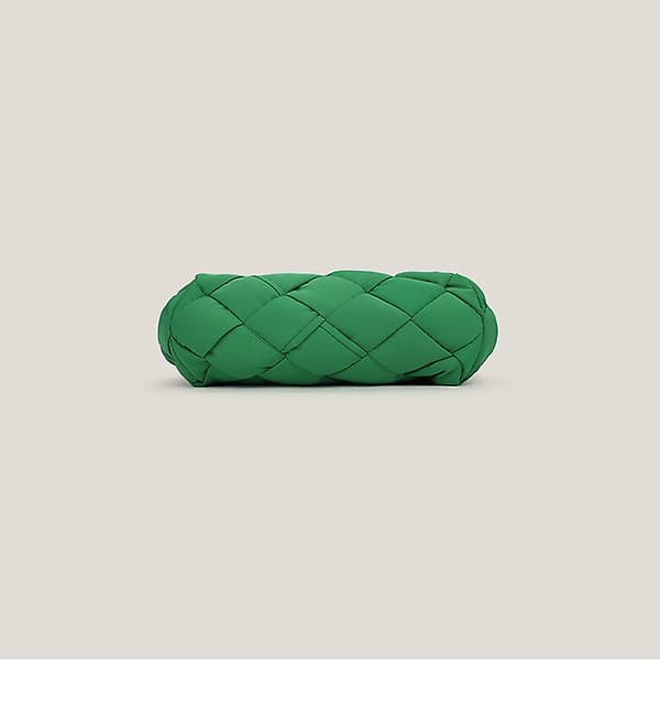 Vävd nylon vadderad väska Stor kapacitet dun Quiltad axelväska green